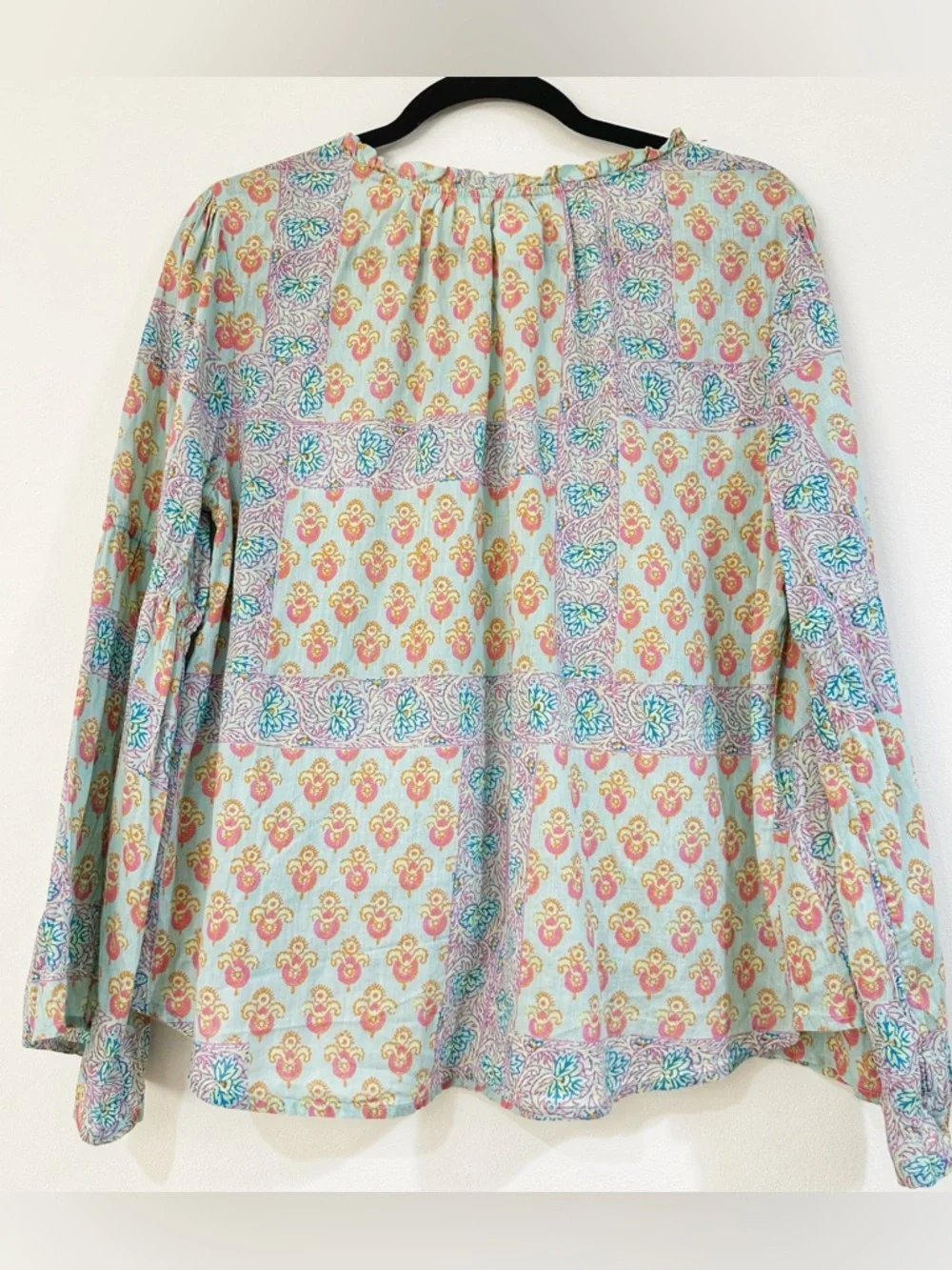 🔥 HOST PICK 🔥 Anthropologie Lilka Sweetest Dreams Bell Sleeve Top Size Medium